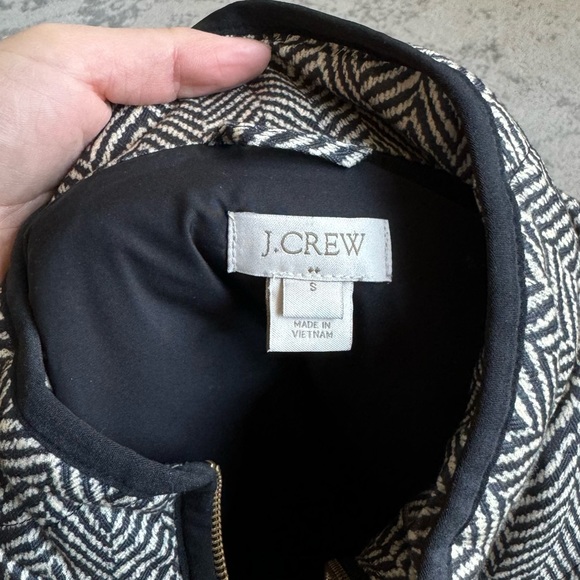 J.Crew Herringbone quilted Puffer Vest with very cool knit print - Picture 7 of 10